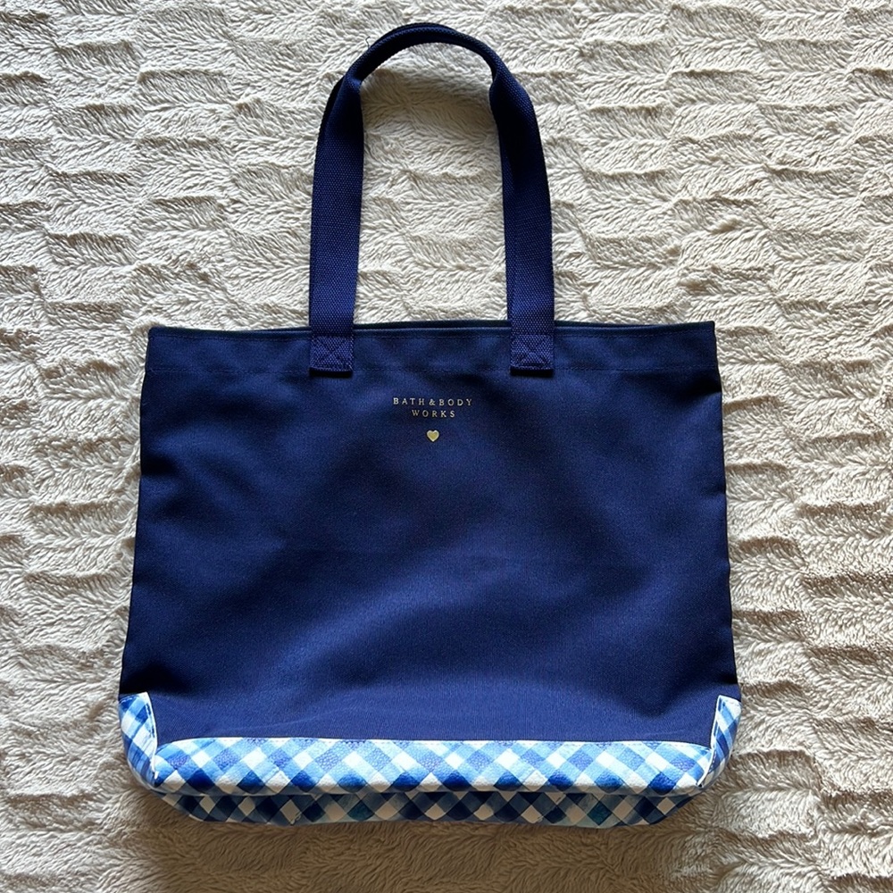 NWT B&BW Tote Bag